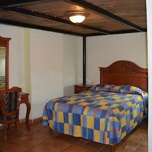 Habitación Triple Clásica